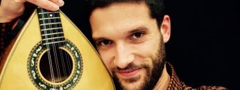 Aula GRÁTIS de bandolim – “Chamateia” e exercícios padrão em Ré Maior