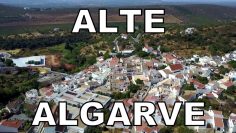 Sonstiges – Typisches Dorf an der Algarve